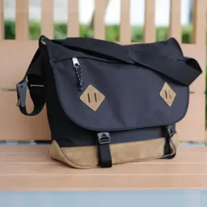 A-MoDe SC01 messenger camera bag