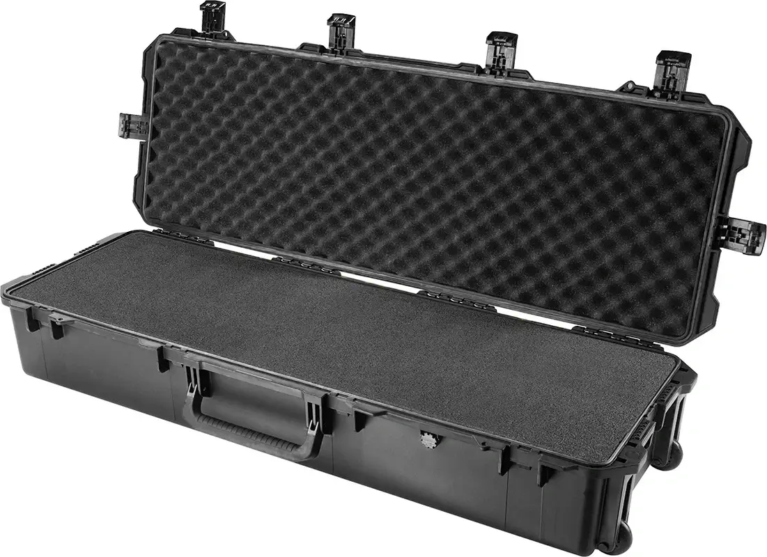 iM3220 Storm Case - Foam - Black
