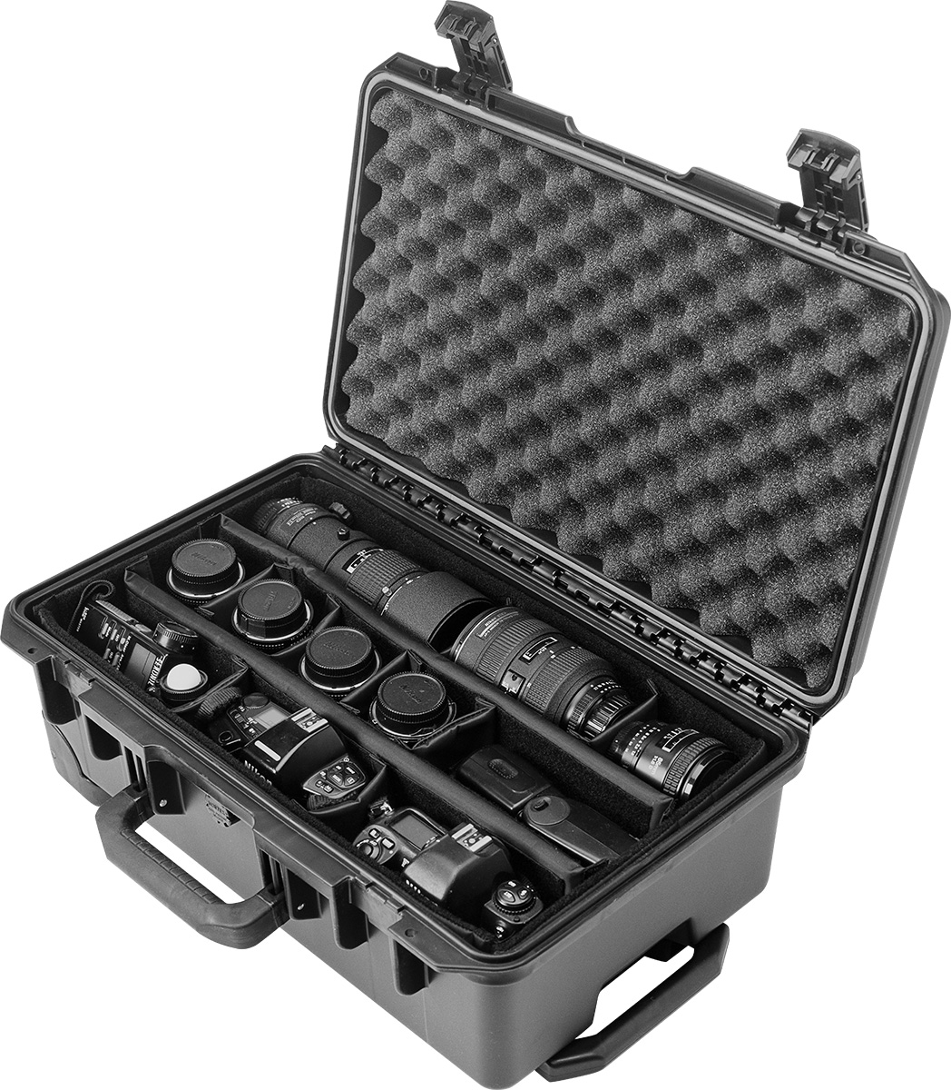 pelican-im2500-camera-lens-case